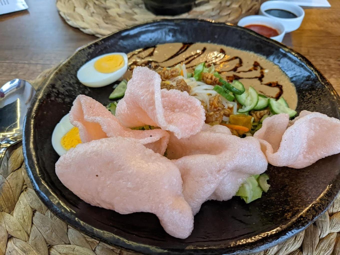 Bali Caps Hostel กูตา ภายนอก รูปภาพ