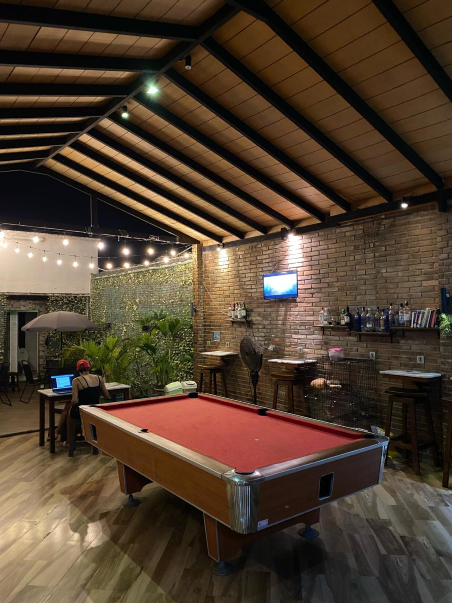 Bali Caps Hostel กูตา ภายนอก รูปภาพ